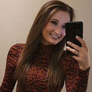 Meet your Posher, Hannah